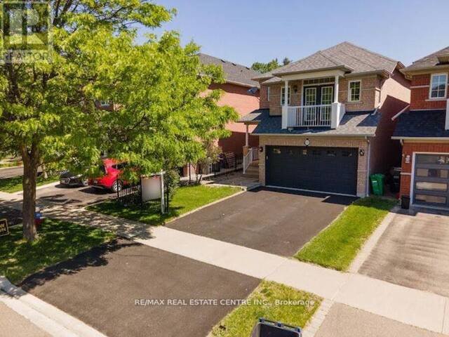 925 KNOTTY PINE GRVE Mississauga Ontario, L5W 1J9