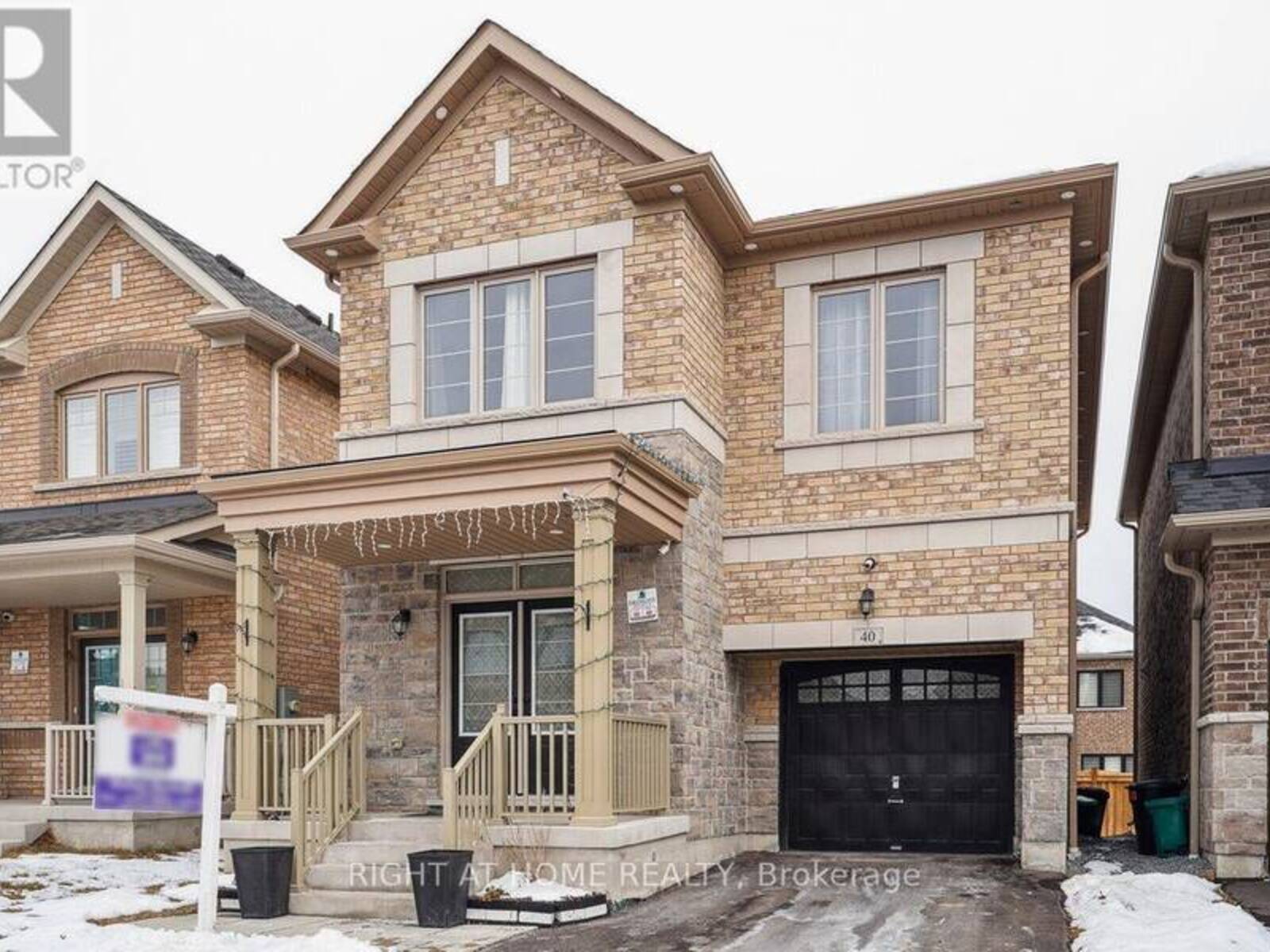 40 WALTER CLIFFORD NESB DRIVE, Whitby, Ontario L1P 0G5