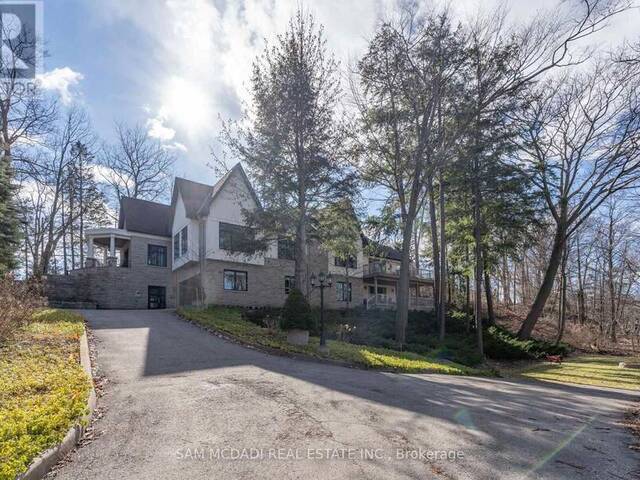 816 MEADOW WOOD RD Mississauga Ontario, L5J 2S6