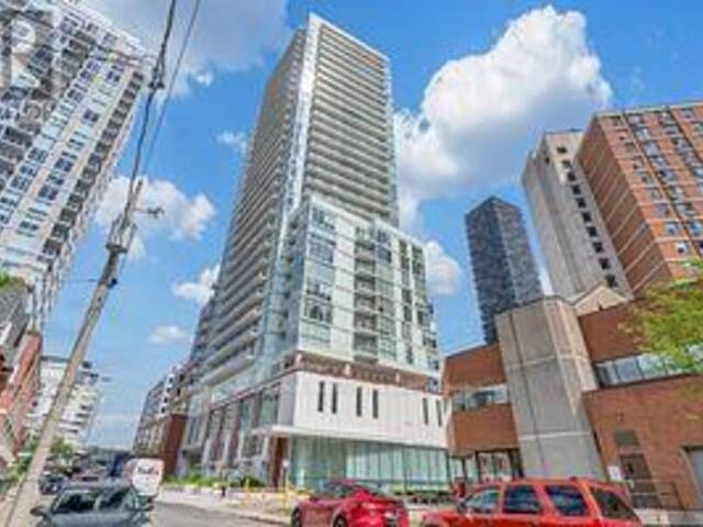 #2106 -33 HELENDALE AVE Toronto Ontario, M4R 0A4