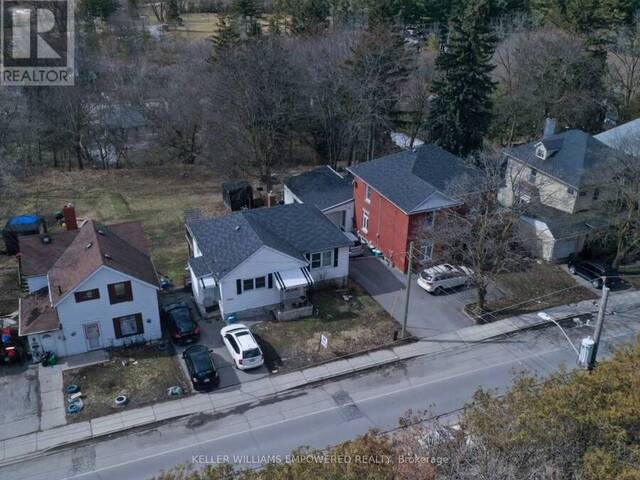 16958 BAYVIEW AVE Newmarket Ontario, L3Y 6M5