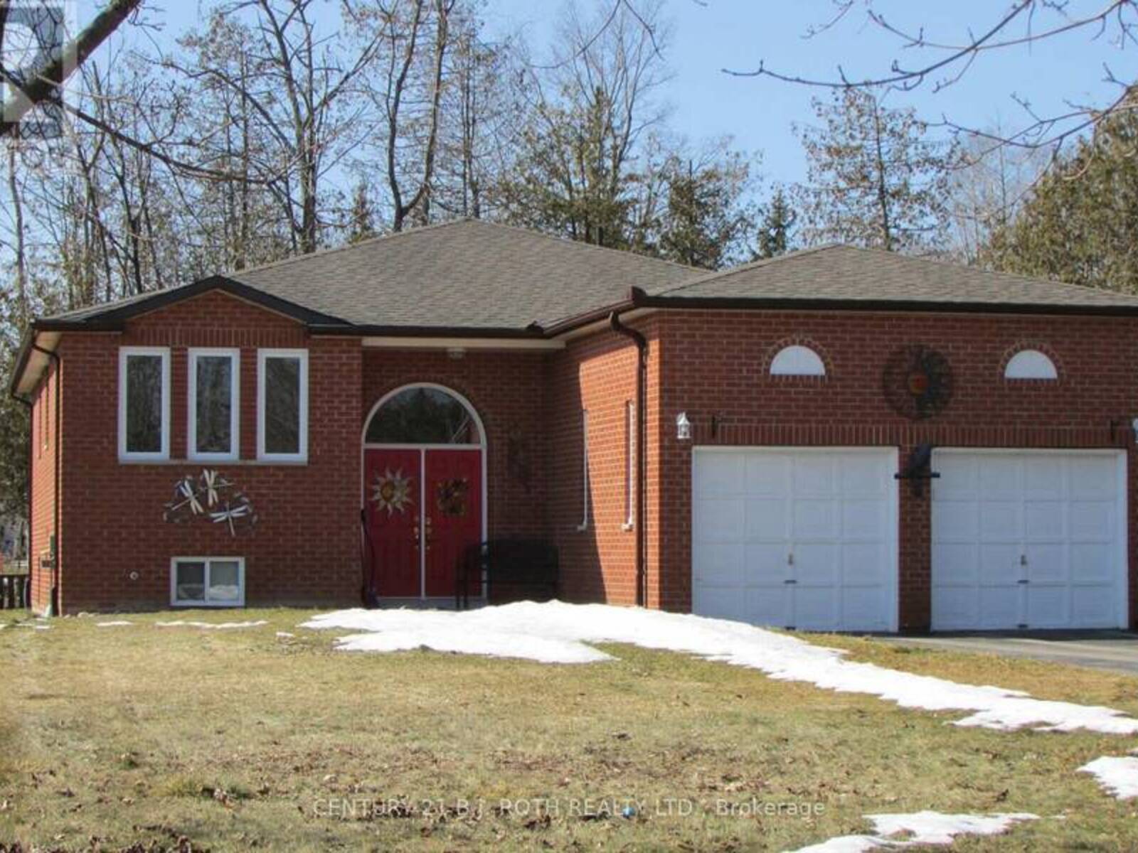 4 CAMPBELL AVE, Oro-Medonte, Ontario L0L 1T0