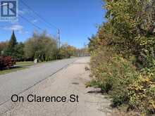 195 NELSON ST | Gravenhurst Ontario | Slide Image Eight