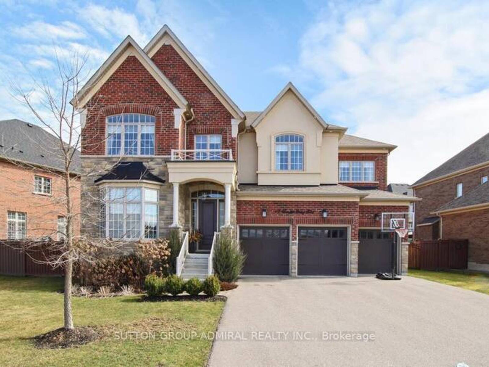 19 PARADISE VALLEY TR, King, Ontario L7B 0A5