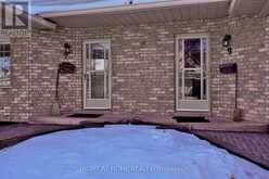 #9 -9 WENTWORTH DR | Grimsby Ontario | Slide Image Two