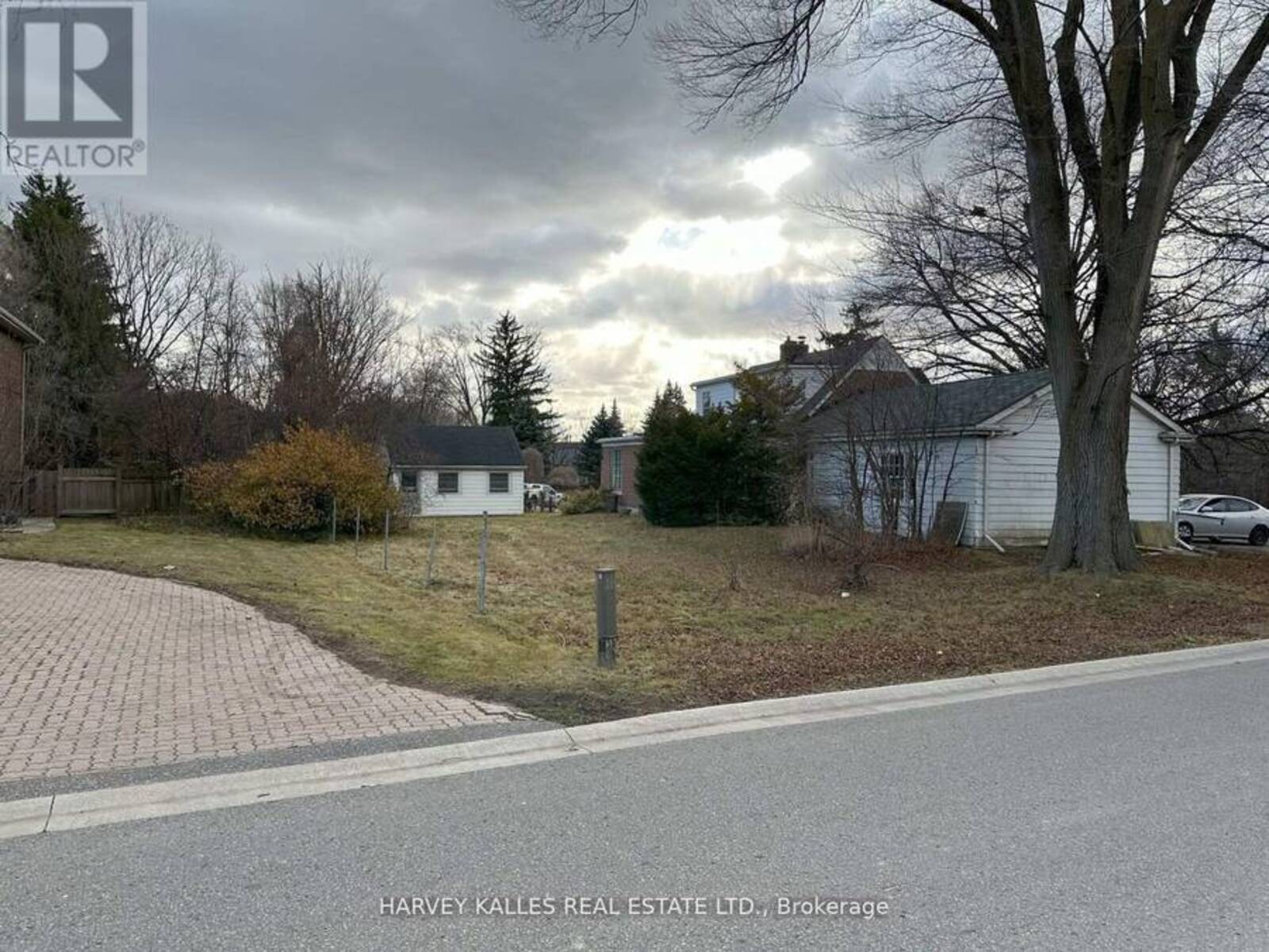 11 OLD COLONY ROAD, Toronto, ON, M2L2J7 - For Sale - ID 537078 ...