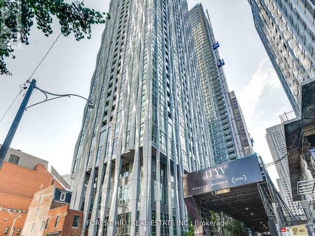 802 - 1 YORKVILLE AVENUE Toronto Ontario, M4W 0B1