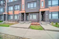 #118, -370D RED MAPLE RD | Richmond Hill Ontario | Slide Image Three