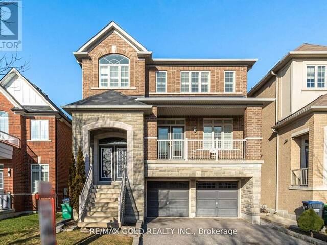 11 CLEARFIELD DRIVE Brampton Ontario, L6P 3L3