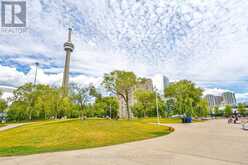 #1202 -410 QUEENS QUAY W | Toronto Ontario | Slide Image Twenty
