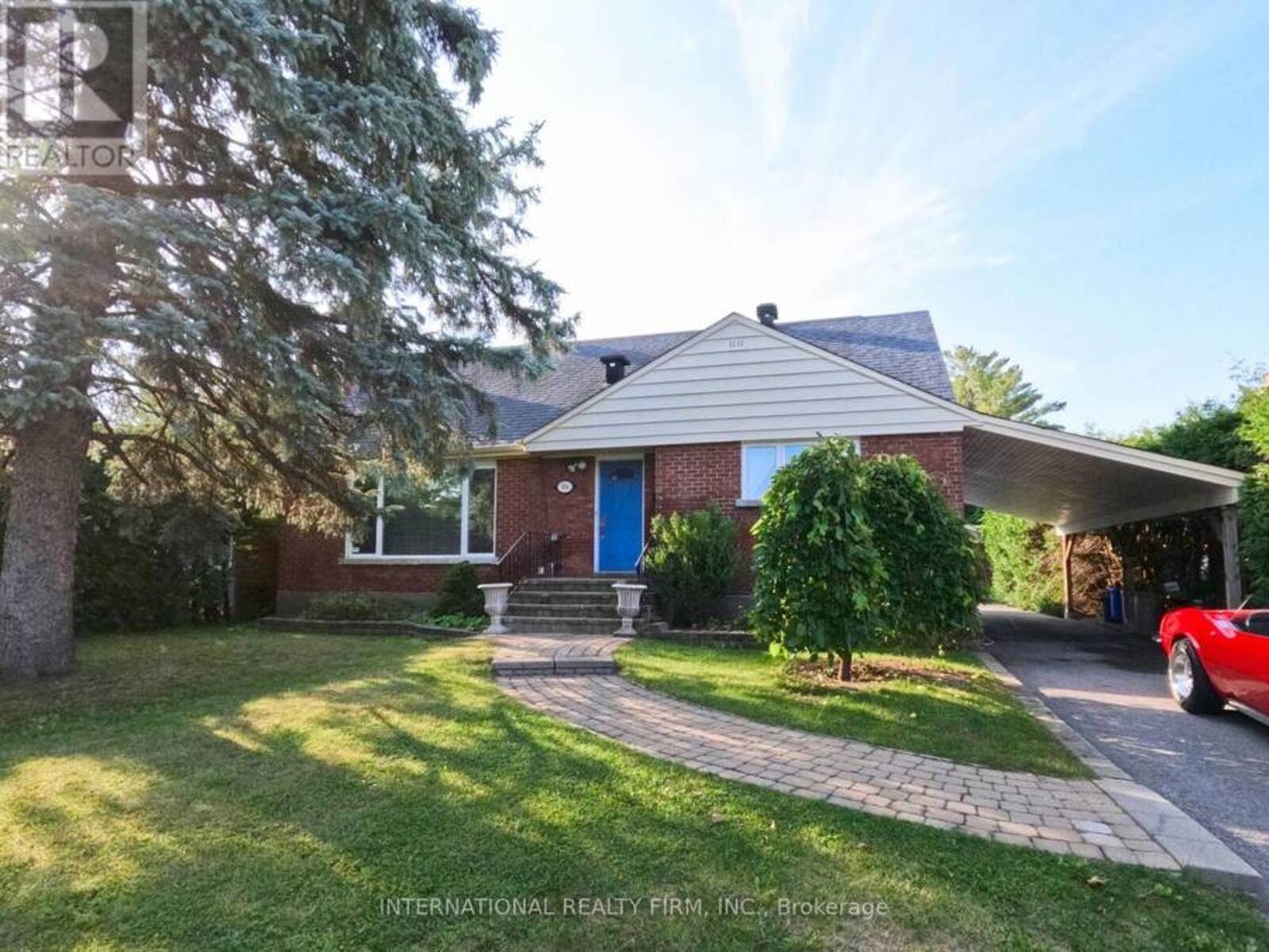 386 BILLINGS AVENUE, Ottawa, Ontario K1H 5L6