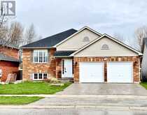 60 COUNTRY LANE | Barrie Ontario | Slide Image One