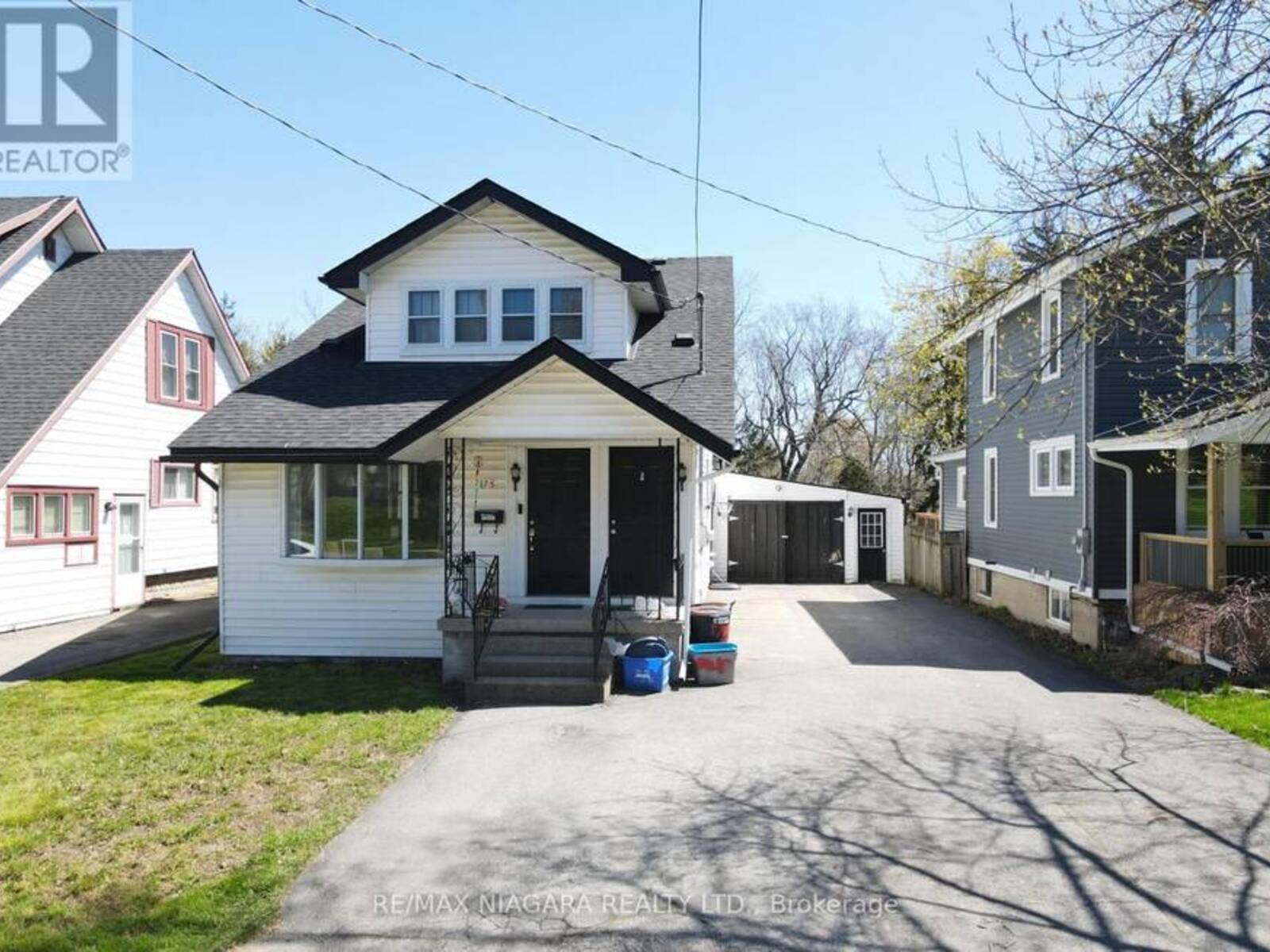 175 BATTERY ST, Fort Erie, Ontario L2A 3M2