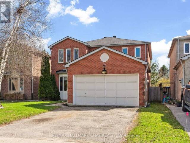 262 HICKLING TR Barrie Ontario, L4M 5W8