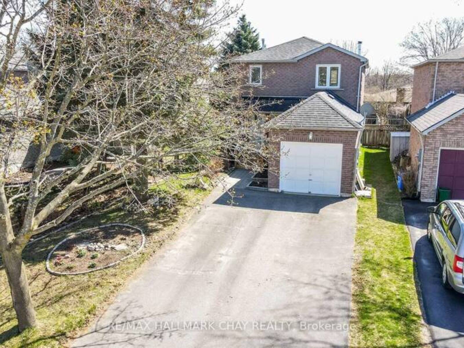 26 WALLACE DR, Barrie, Ontario L4N 7E2