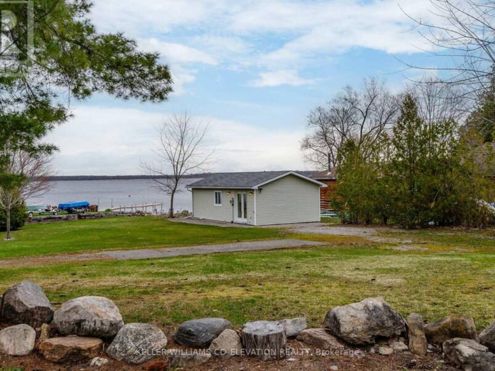 220 ROBIN'S POINT ROAD, Tay, Ontario L0K 2A0