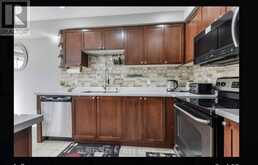 175 DOUGHERTY CRES | Whitchurch-Stouffville Ontario | Slide Image Six