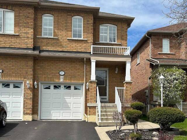 871 FABLE CRES Mississauga Ontario, L5W 1R4