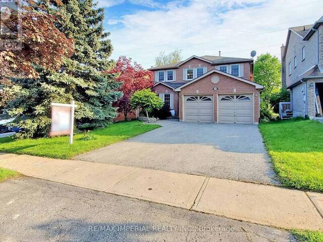 158 CHAMBERS CRES Newmarket Ontario, L3X 1S9
