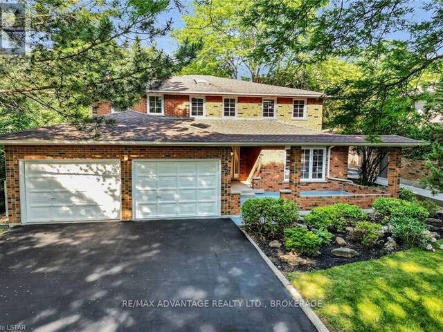32 CHEPSTOW CLSE London Ontario, N6G 3S2