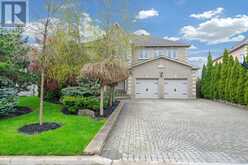 30 DUBORG DRIVE | Markham Ontario | Slide Image Two