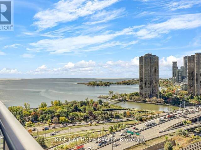 2410 - 103 THE QUEENSWAY Toronto Ontario, M6S 5B3