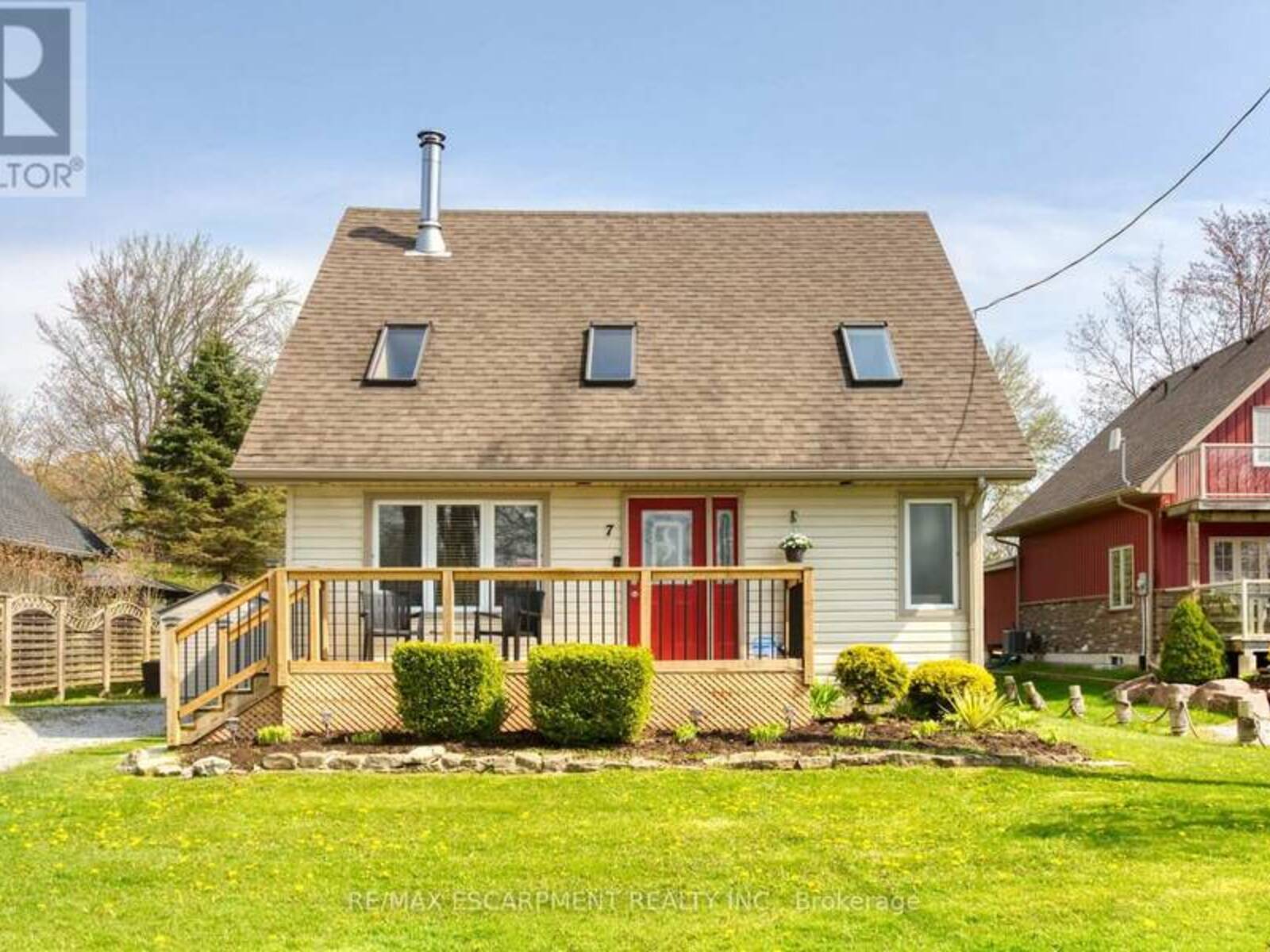 7 LANDON STREET, Norfolk, Ontario N0E 1T0