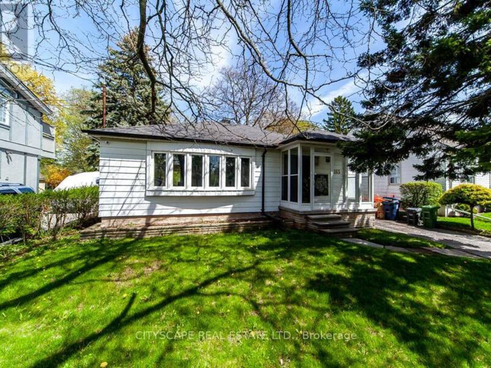 165 HAREWOOD AVENUE, Toronto, Ontario M1M 2S1