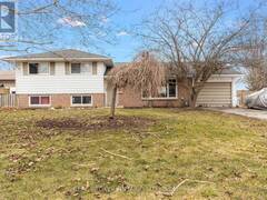 83 LORNE AVE Bluewater Ontario, N0M 1X0