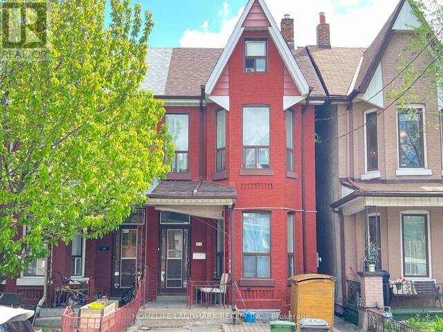 213 PALMERSTON AVENUE Toronto Ontario, M6J 3J3