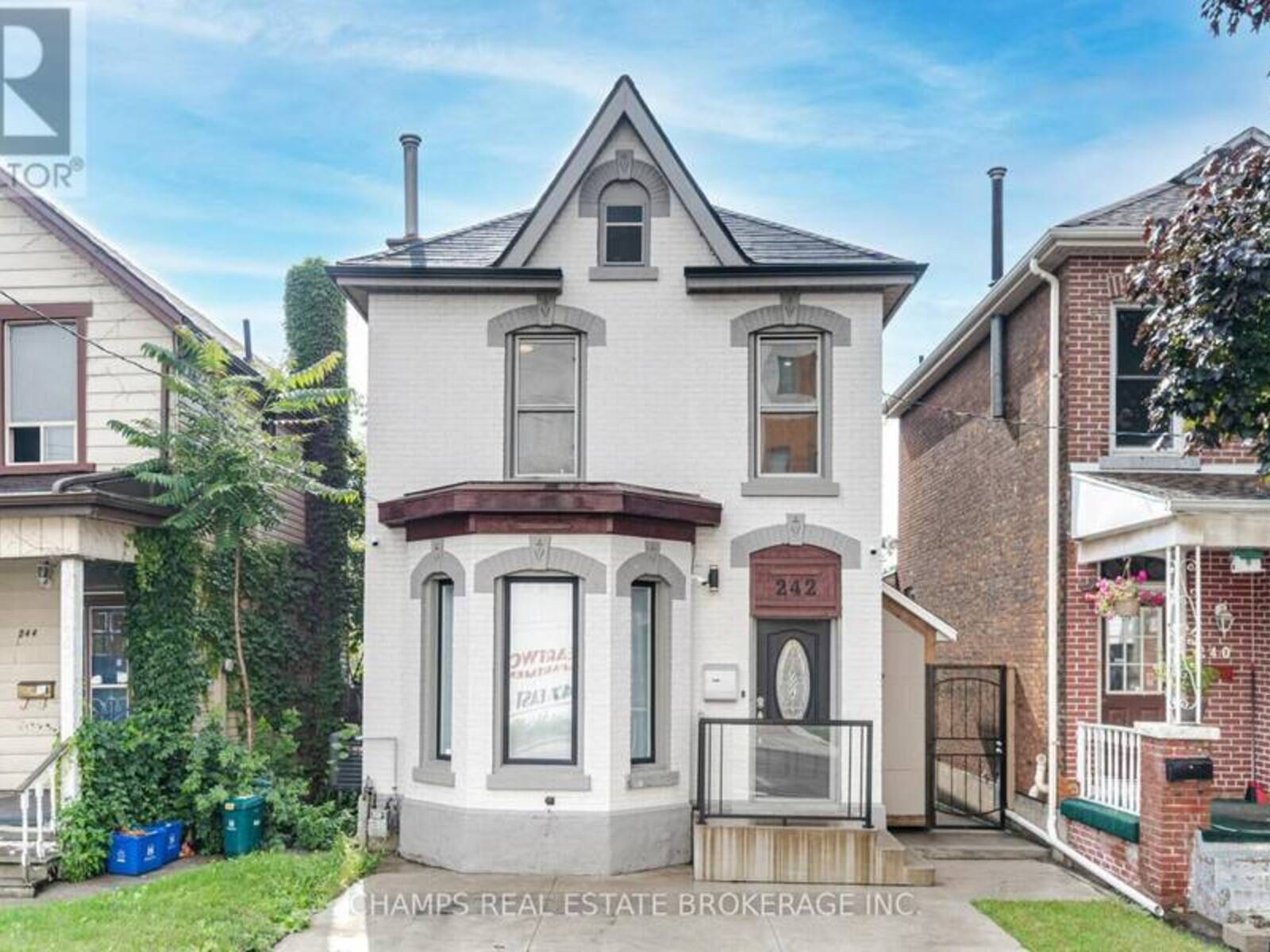 242 EAST AVENUE N, Hamilton, Ontario L8L 5J3