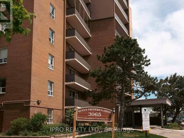703 - 3065 QUEEN FREDERICA DRIVE Mississauga Ontario, L4Y 3A3