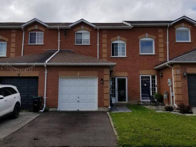 7 O'LEARY COURT New Tecumseth Ontario, L0G 1W0