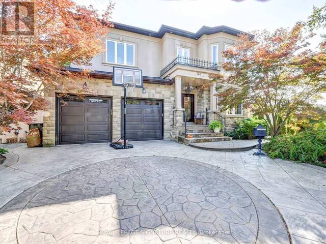 762 DUCHESS DRIVE Mississauga Ontario, L4Y 1H7