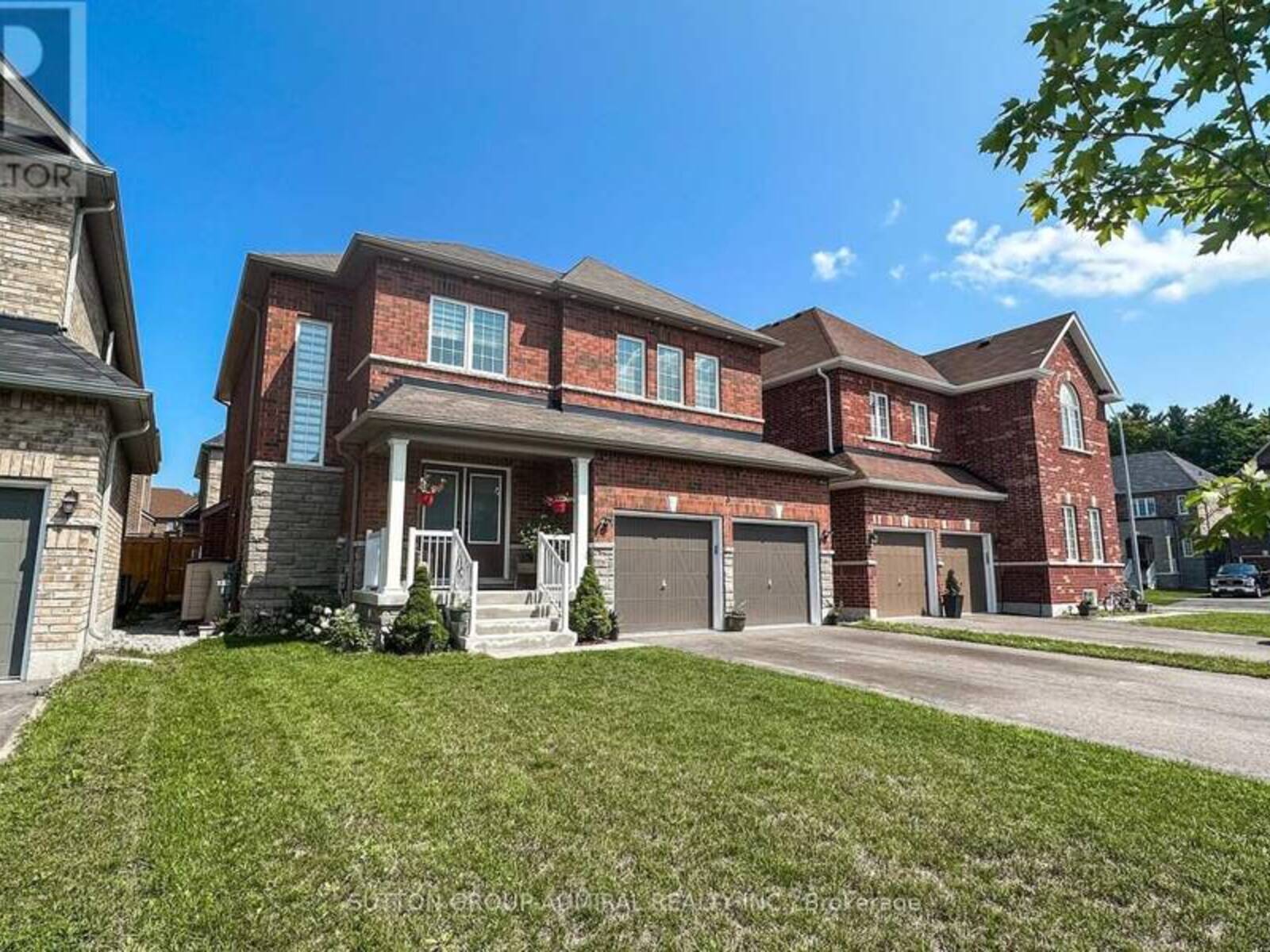 3 CYPRESS POINT STREET, Barrie, Ontario L4N 5S4