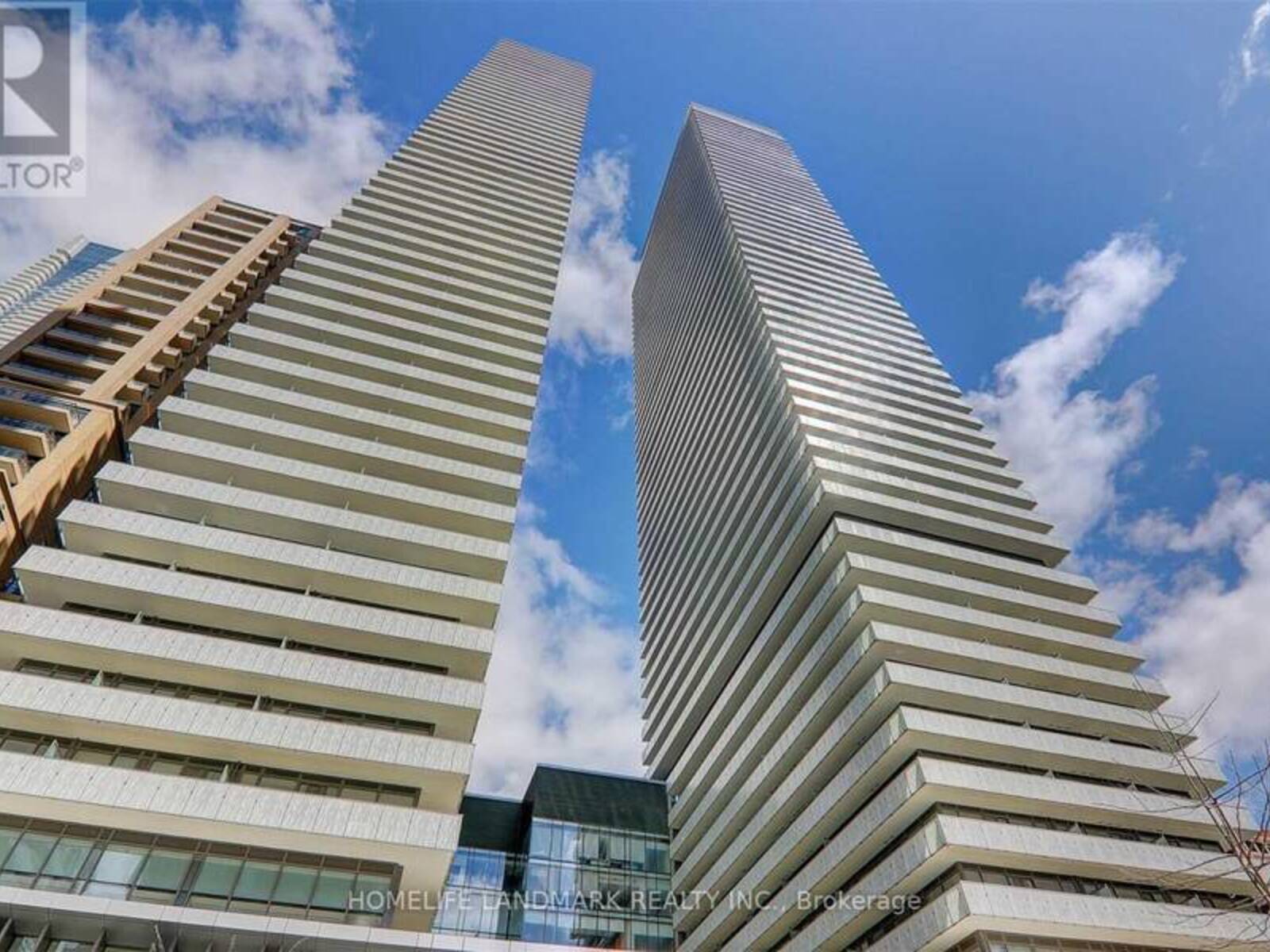 4205 - 50 CHARLES STREET E, Toronto , Ontario M4Y 1T1