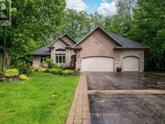 5 TIMBER COURT Springwater Ontario, L0L 0H7