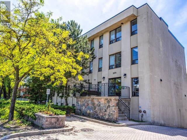 304 - 2874 KEELE STREET Toronto Ontario, M3M 3C4