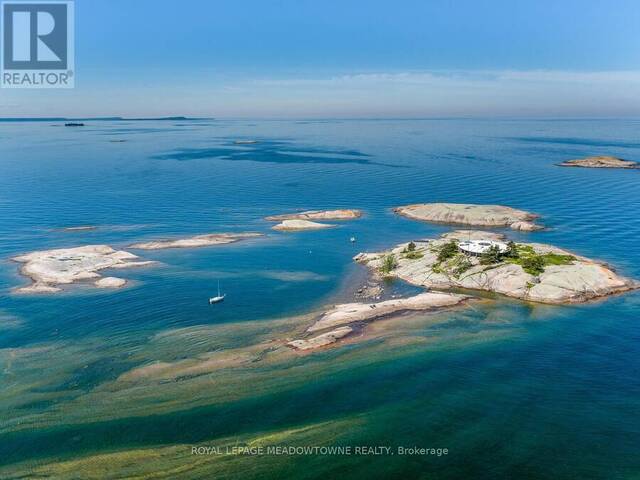 2 3700 THE TABLE ROCK ISLANDS Georgian Bay Ontario, L0K 1S0