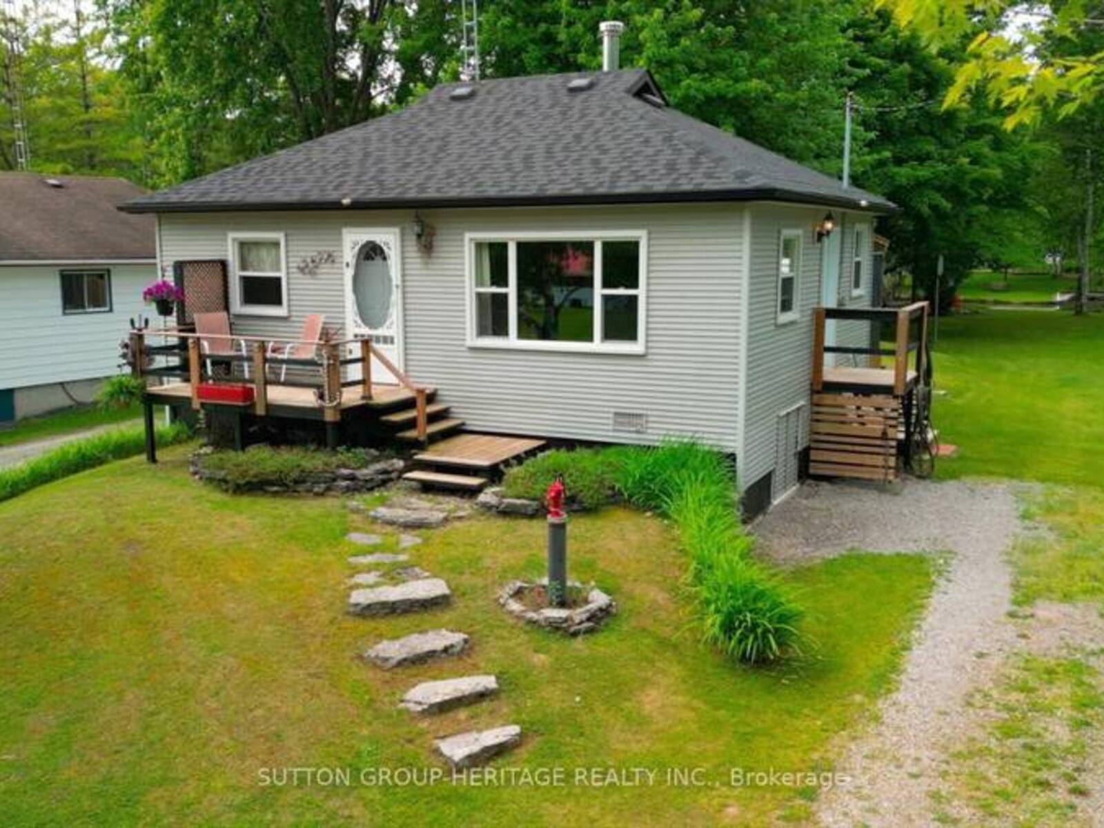 15 SACKITT ROAD, Kawartha Lakes, Ontario K0M 1N0