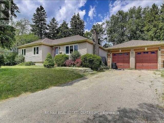 2420 KING ROAD King Ontario, L7B 1J7