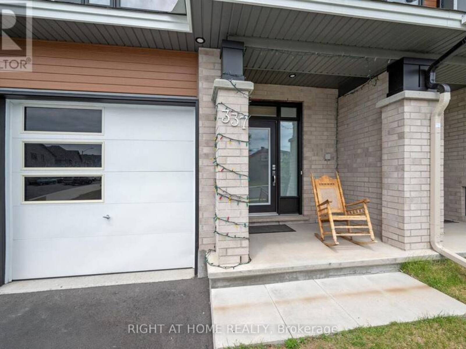 337 BARRETT FARM DRIVE, Ottawa, Ontario K1T 3V9