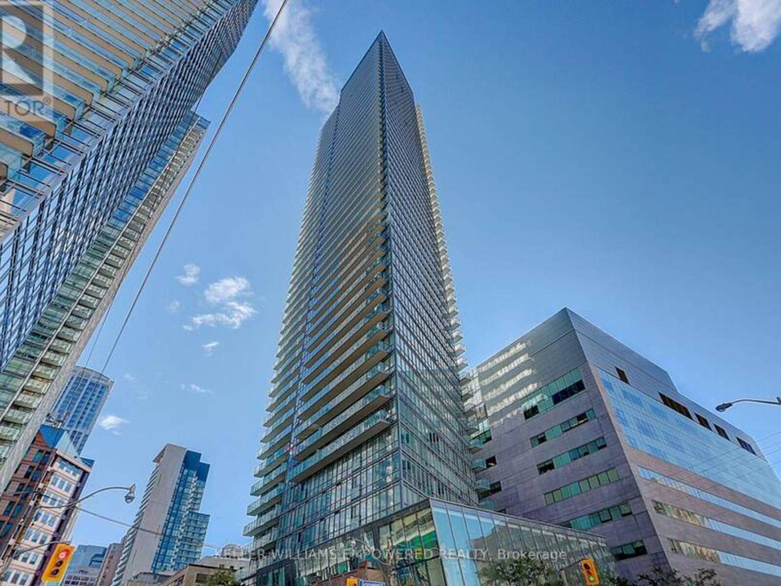 710 - 832 BAY STREET, Toronto, Ontario M5S 1Z6