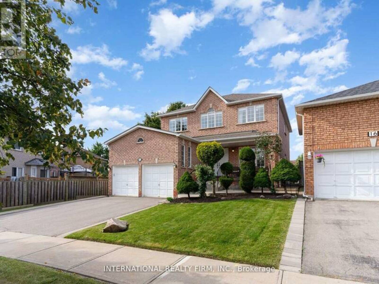 12 GIOTTO CRESCENT, Vaughan, Ontario L6A 3N7