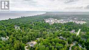 30 CROCUS DRIVE | Wasaga Beach Ontario | Slide Image Fourteen