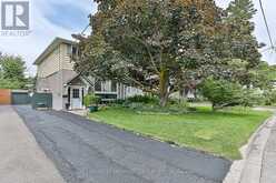 36 HILLVIEW DRIVE | Newmarket Ontario | Slide Image Seven