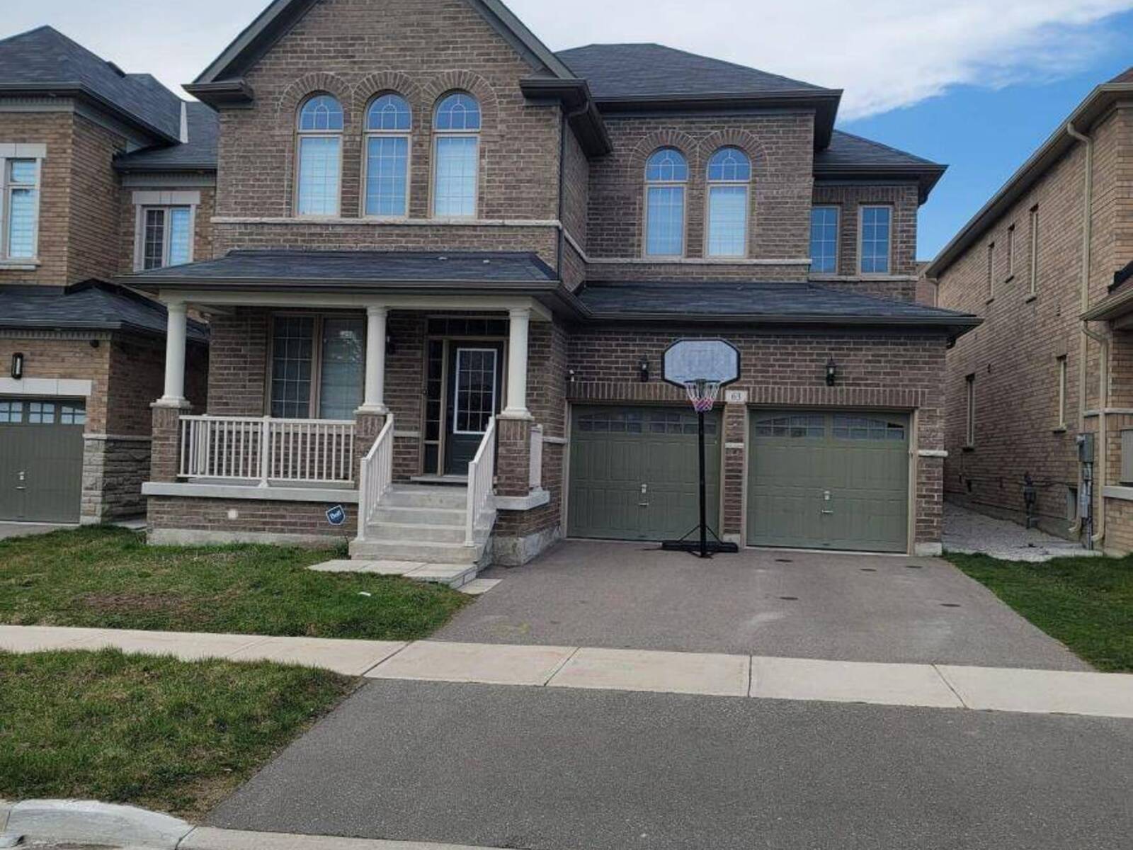 63 BOONE CRESCENT W, Vaughan, Ontario L0J 1C0