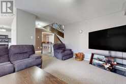 48 PATRICK DRIVE | Barrie Ontario | Slide Image Fifteen