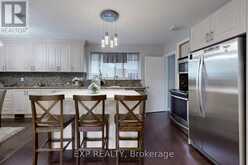 15 WOODGARDEN CRESCENT | Toronto Ontario | Slide Image Nine