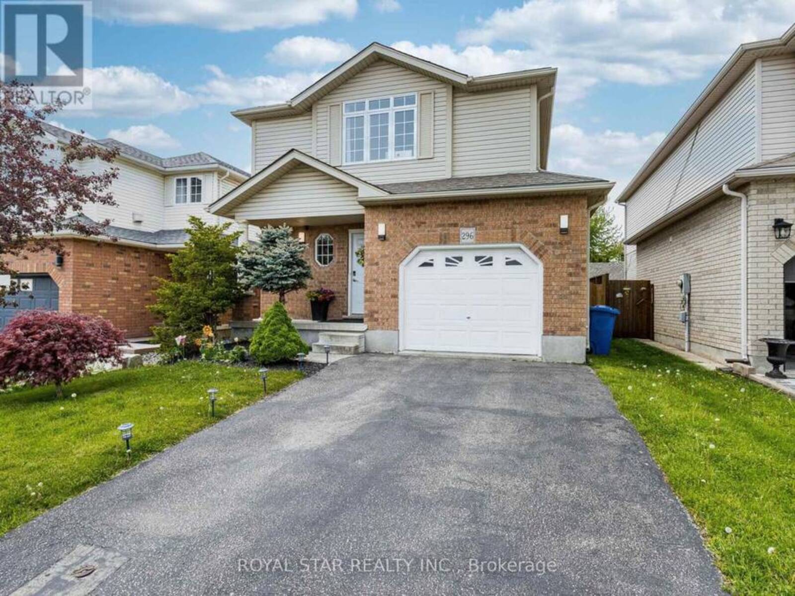 296 DEARBORN BOULEVARD, Waterloo, Ontario N2J 4Y8